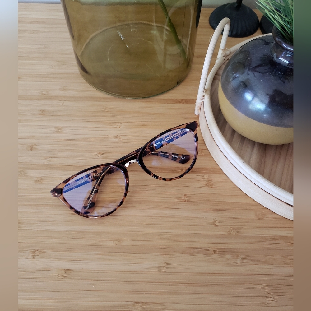QUAY Bluelight Glasses